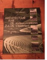 Architectuur aan de zijlijn || stadions en tribunes in Nederland